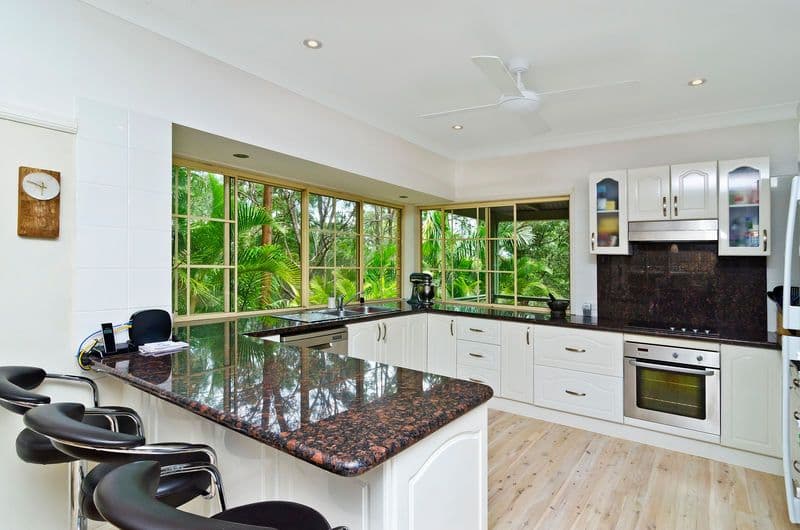 8 Raleigh Terrace, CURRUMBIN WATERS QLD 4223, Currumbin Waters - Thumbnail 5