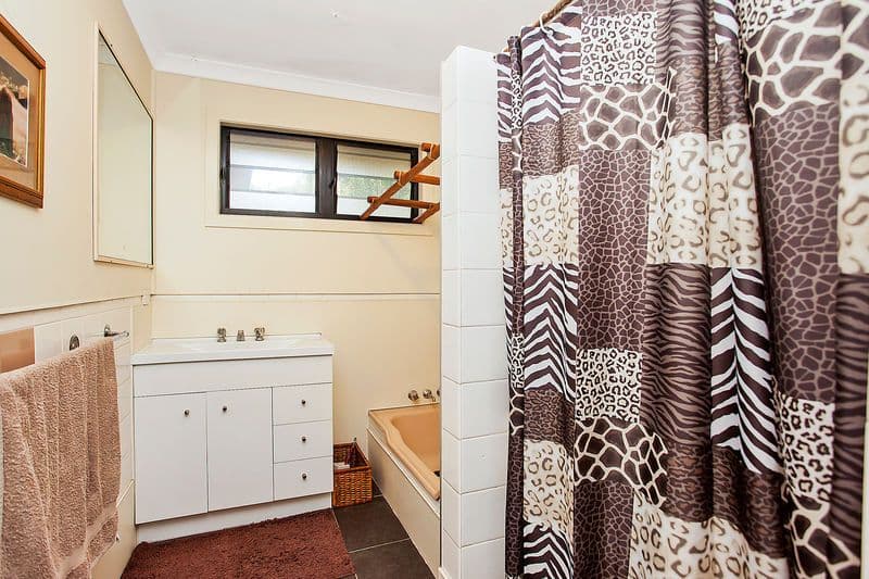 24 Cuba Avenue, PALM BEACH QLD 4221, Palm Beach - Thumbnail 8