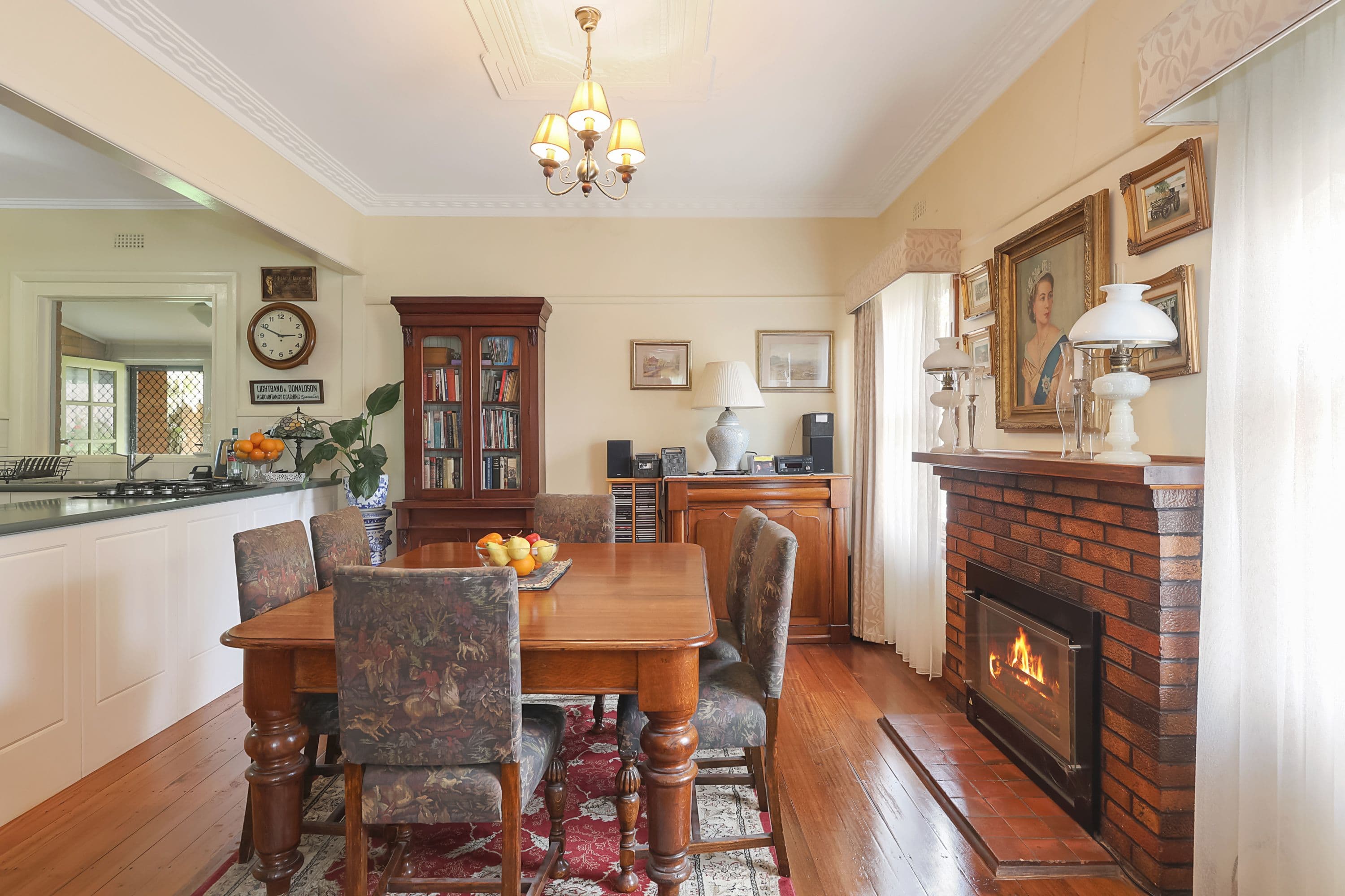 38 Sinclair Street, Colac VIC 3250, Colac - Thumbnail 3