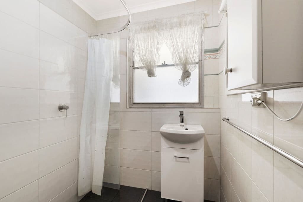 23 Guildford Avenue, Coolaroo VIC 3048, Coolaroo - Thumbnail 5