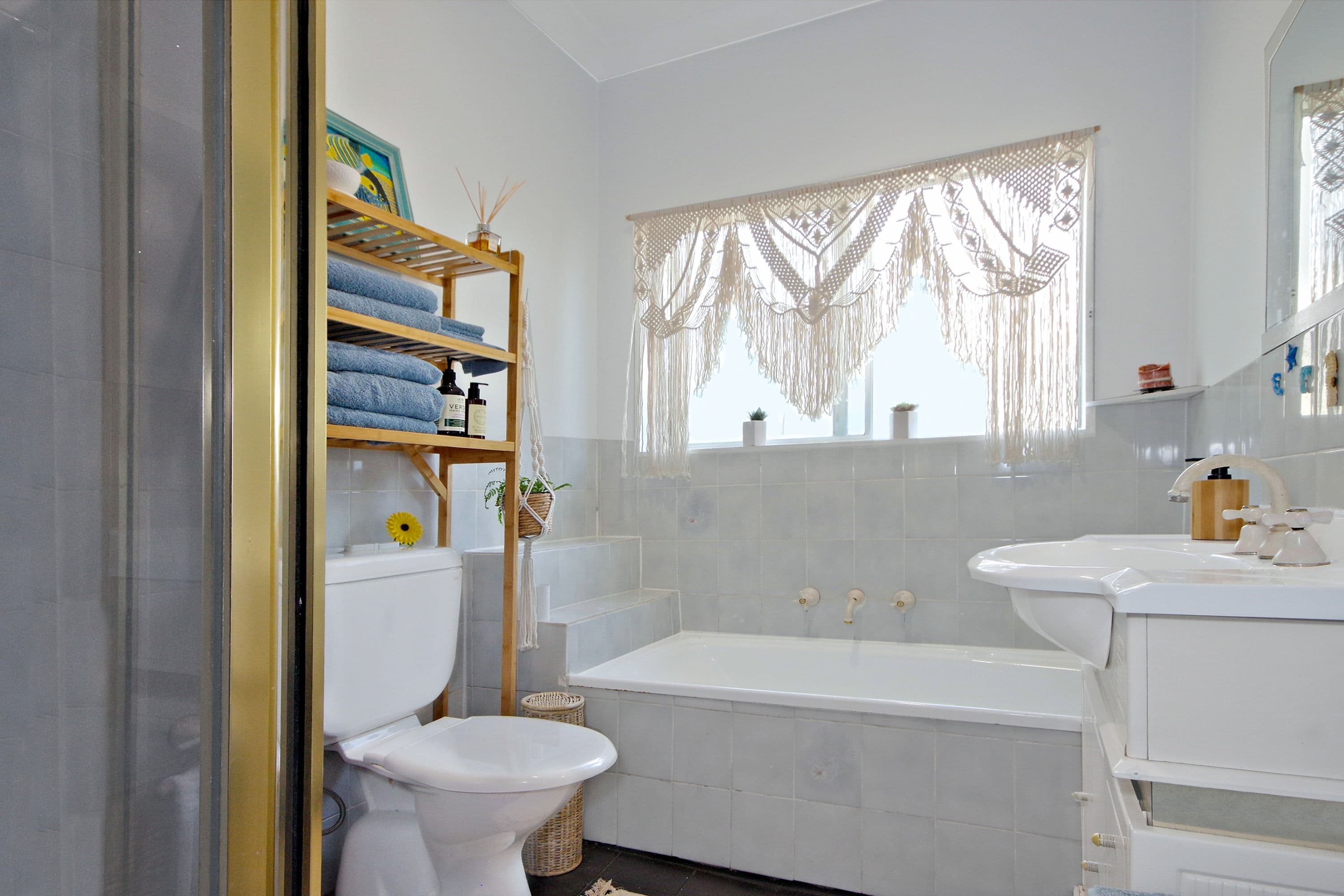 50 Farnsworth Avenue, Campbelltown NSW 2560, Campbelltown - Thumbnail 6