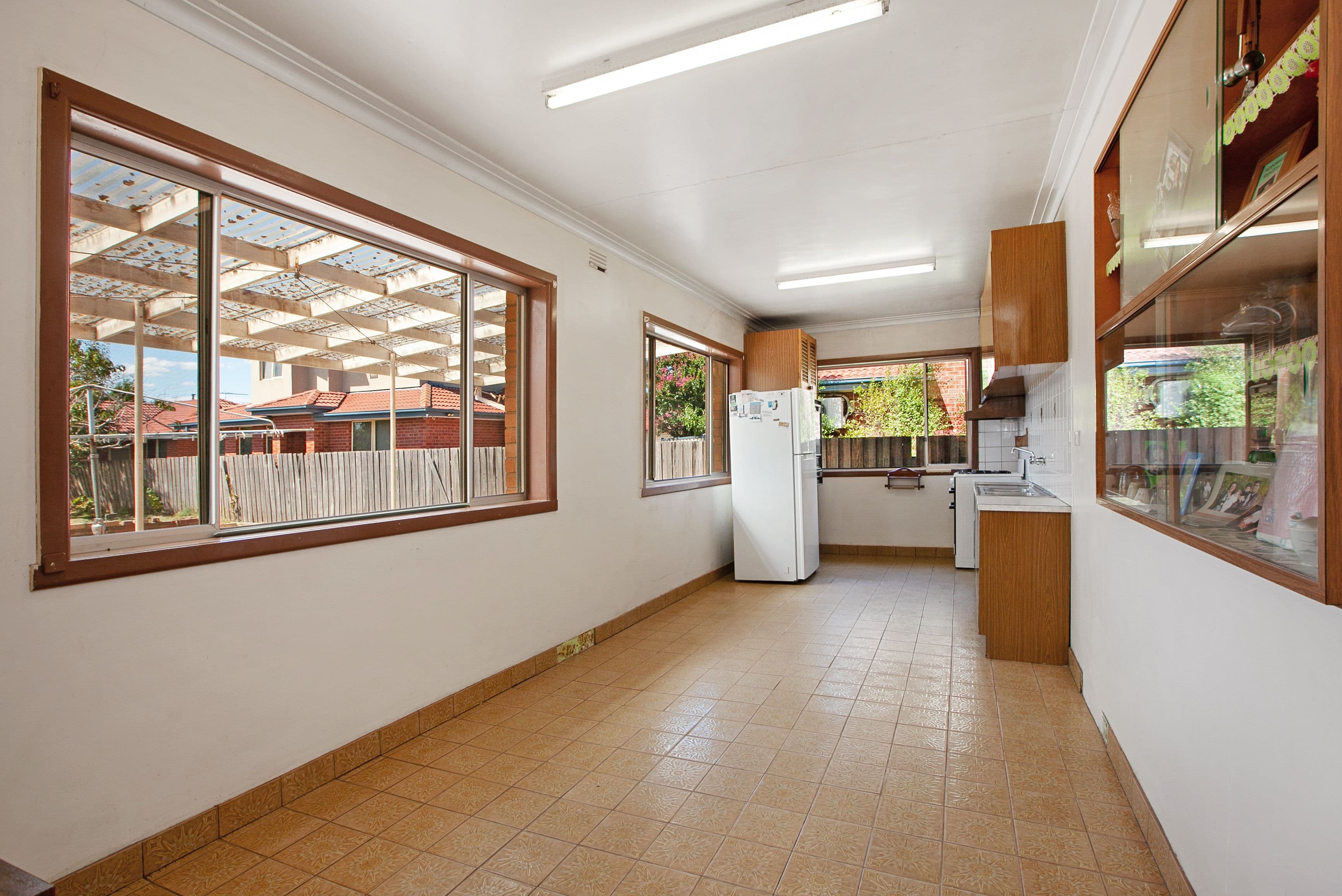 4 Waratah Street, Thomastown VIC 3074, Thomastown - Thumbnail 4