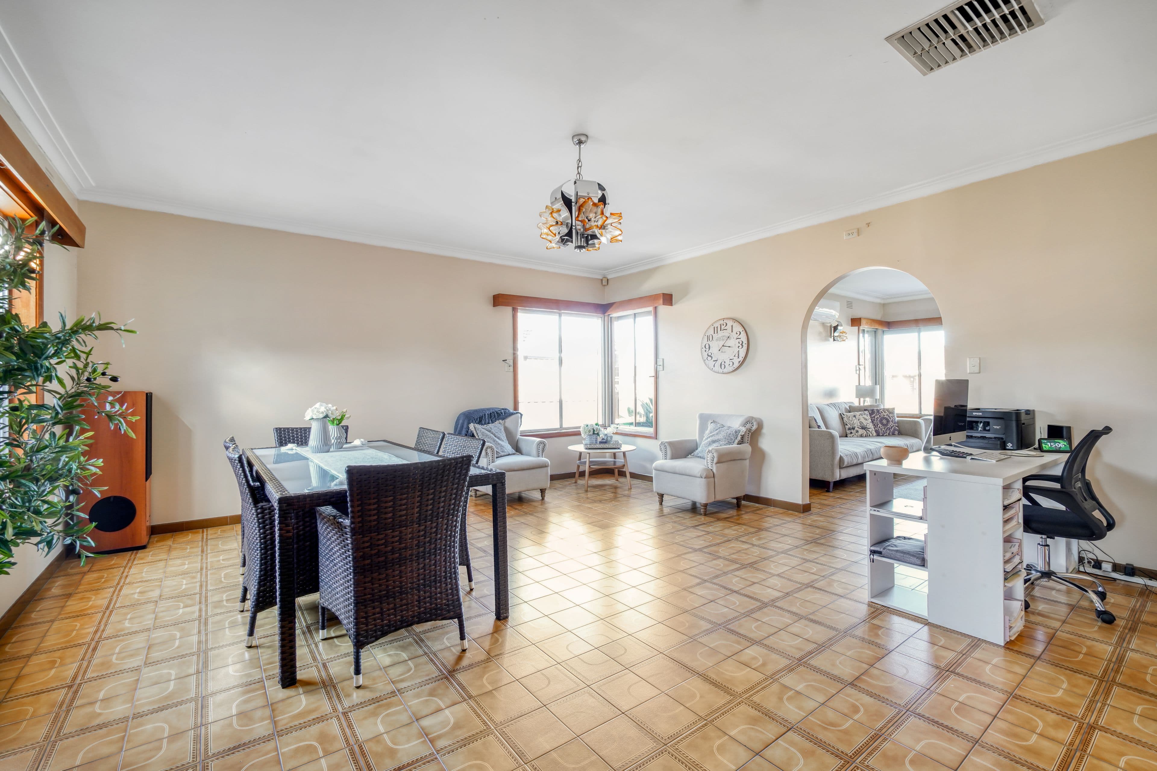 4 Hamilton Court, Lalor VIC 3075, Lalor - Thumbnail 4