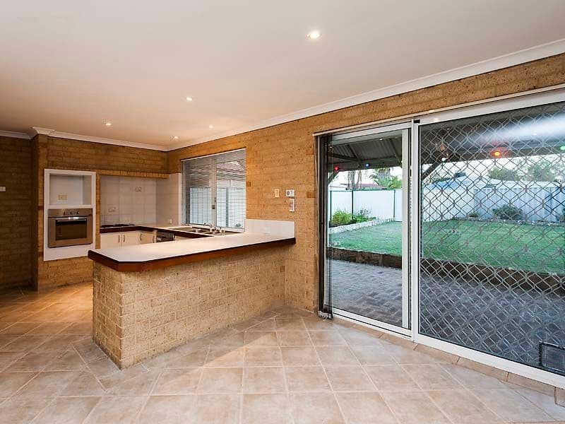 6 Jurien Close, Warnbro WA 6169, Warnbro - Thumbnail 4