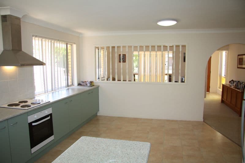 10 Rossolete Street, EVERTON PARK QLD 4053, Everton Park - Thumbnail 5