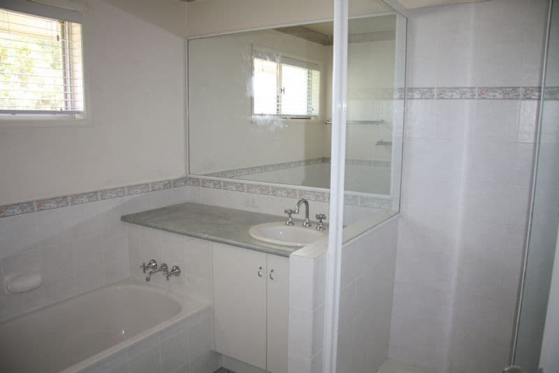 10 Rossolete Street, EVERTON PARK QLD 4053, Everton Park - Thumbnail 8