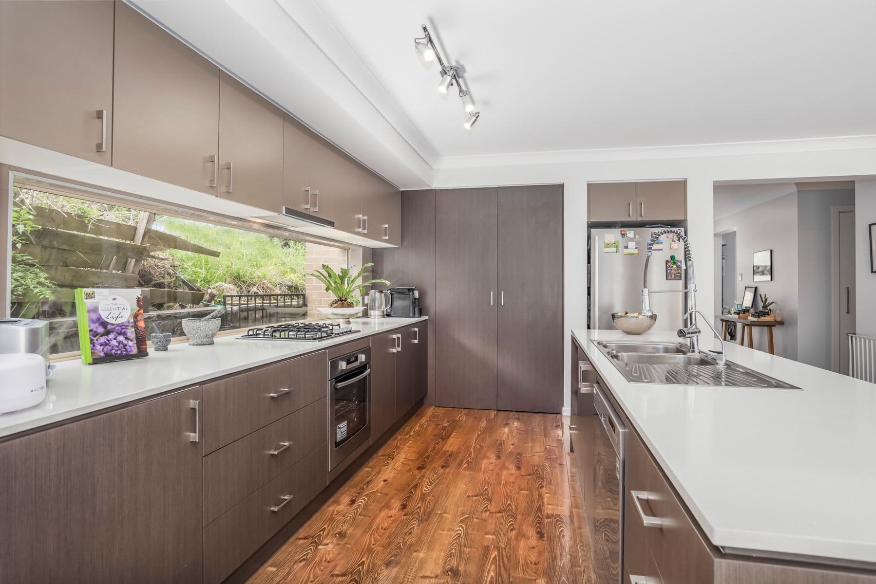 1 Ellis Close, Coal Point - Thumbnail 2