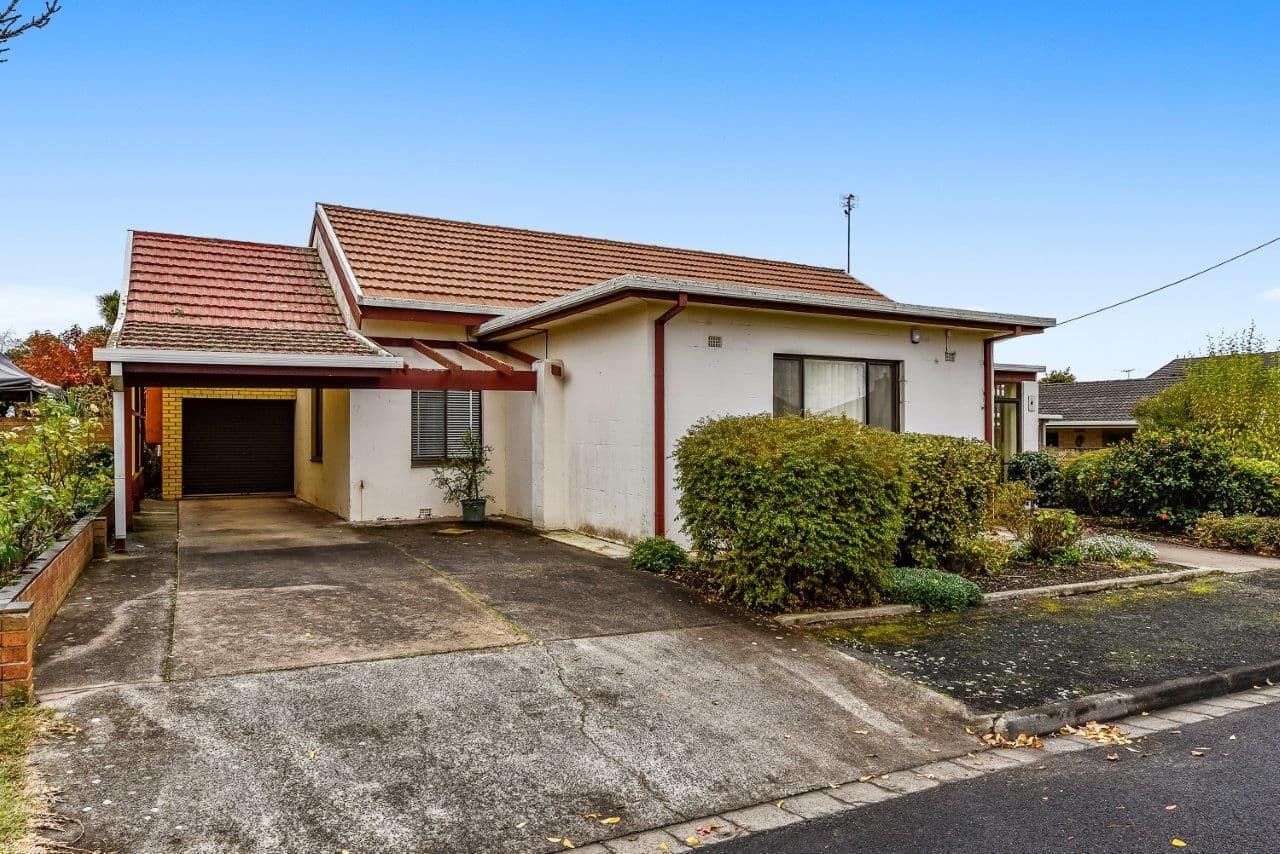 4 Arthur Street, Mount Gambier SA 5290, Mount Gambier - Image 1