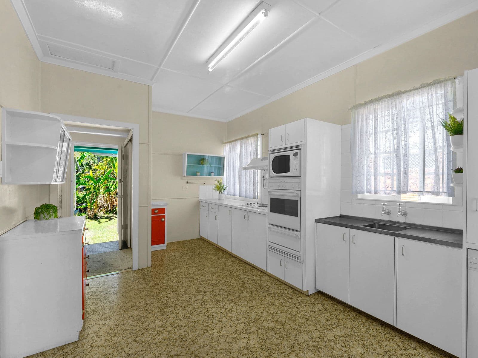 33 Frasers Road, Ashgrove QLD 4060, Ashgrove - Thumbnail 3