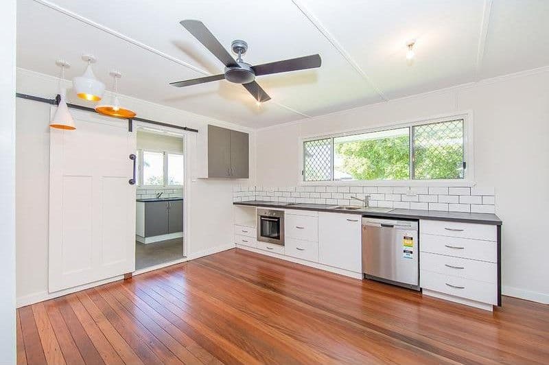 11 Pelleas Street, Bracken Ridge QLD 4017, Bracken Ridge - Thumbnail 2