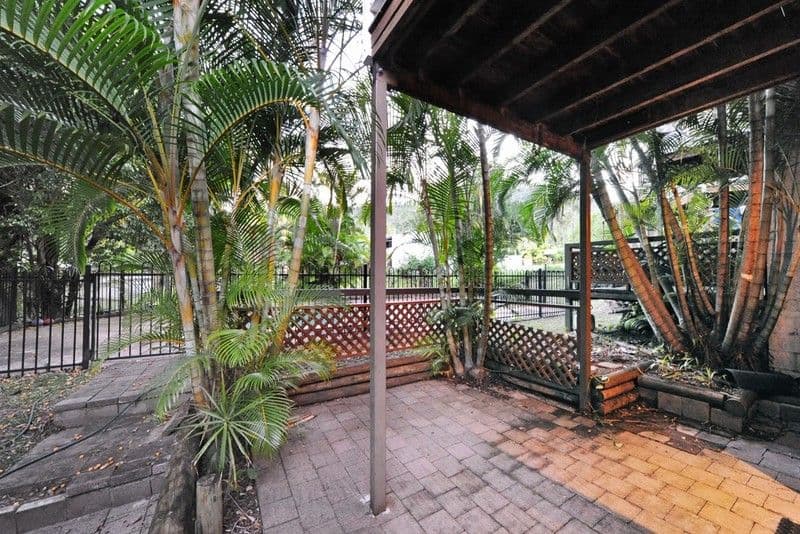 11 Tropic Road, CANNONVALE QLD 4802, Cannonvale - Thumbnail 7