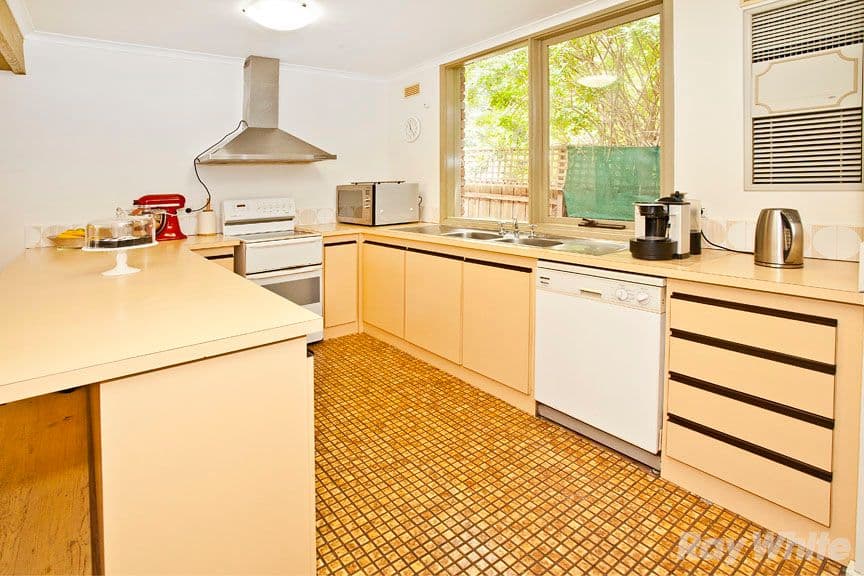 10 Dawe Road, Mitcham VIC 3132, Mitcham - Thumbnail 4