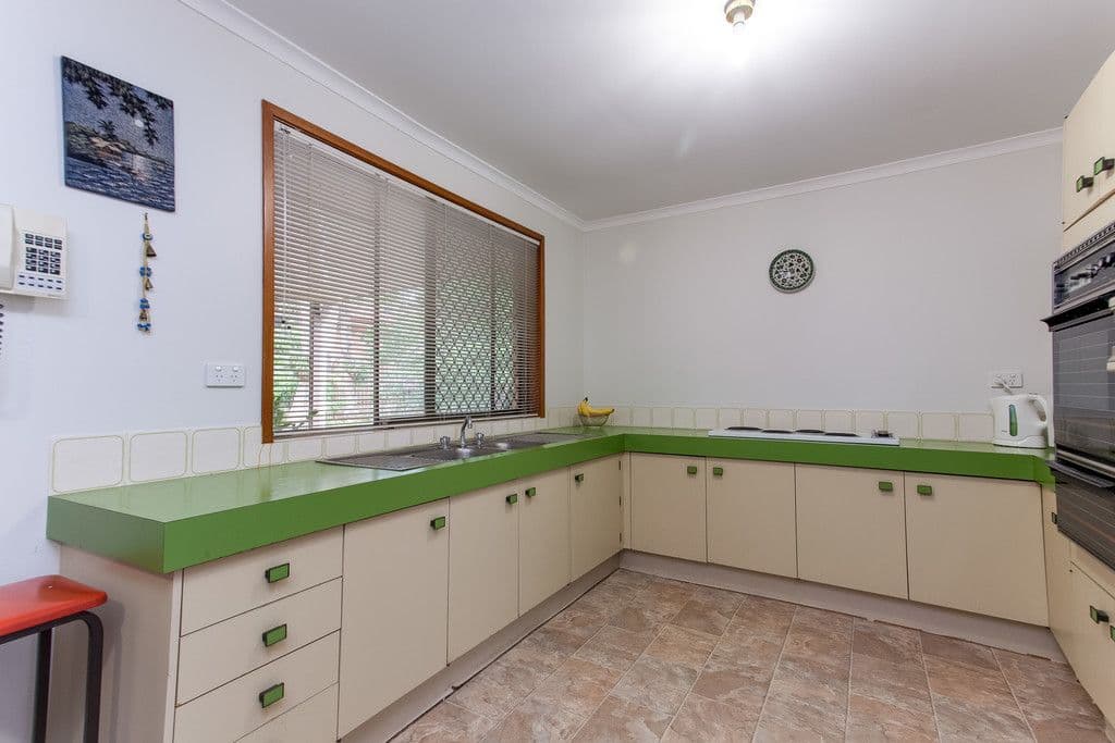 24 Pallert Street, Middle Park QLD 4074, Middle Park - Thumbnail 5