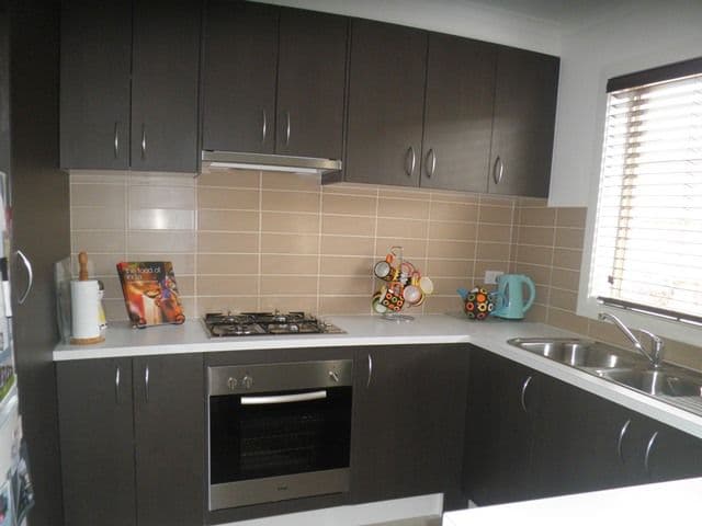 8 Birdrock Court, Carrum Downs VIC 3201, Carrum Downs - Thumbnail 2