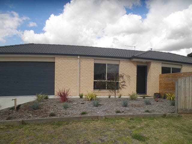 8 Birdrock Court, Carrum Downs VIC 3201, Carrum Downs - Thumbnail 7