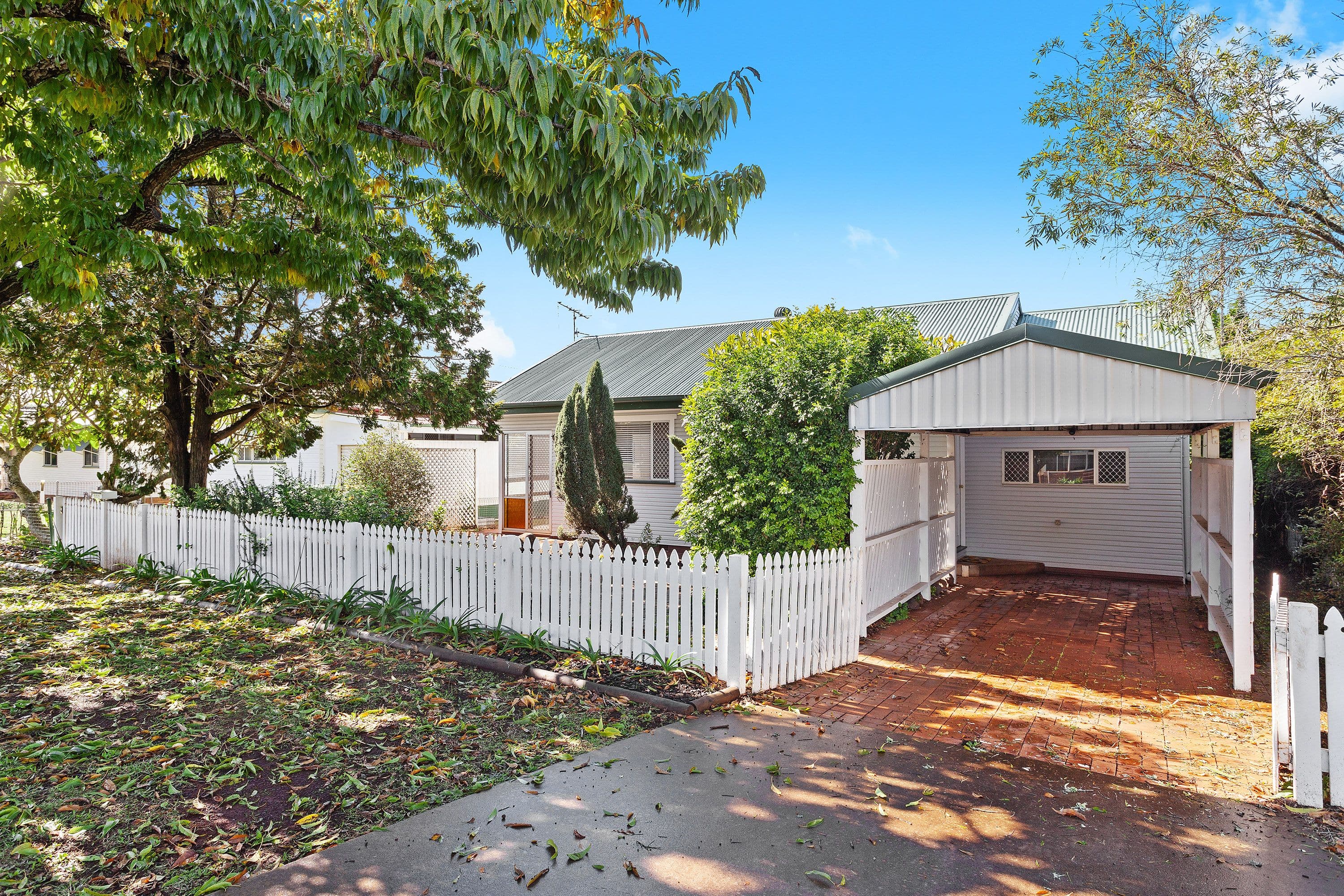 28 McDowall Street, Newtown QLD 4350, Newtown - Thumbnail 2