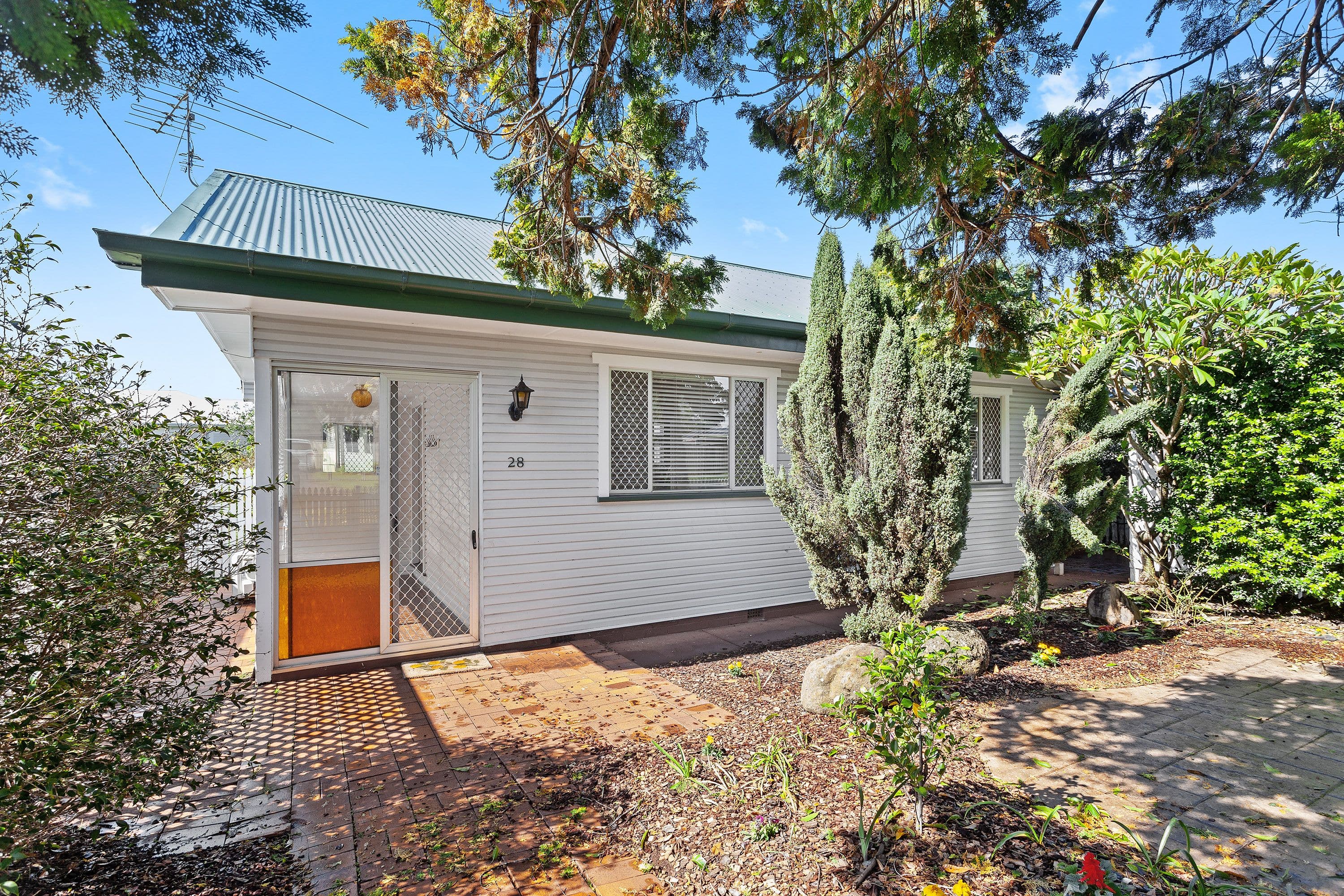28 McDowall Street, Newtown QLD 4350, Newtown - Thumbnail 3