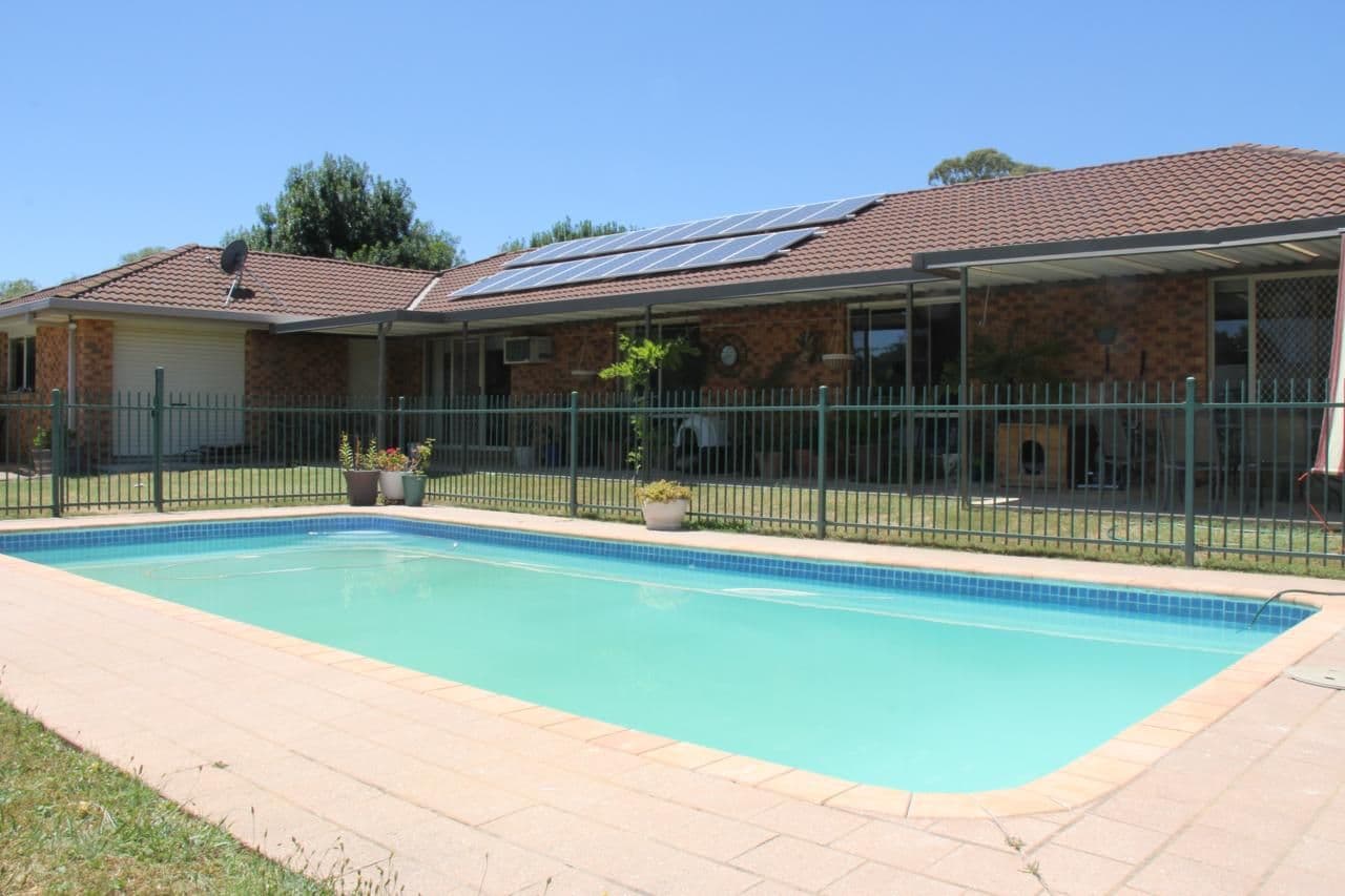 1 Ebden Street, HEATHCOTE VIC 3523, Heathcote - Image 1