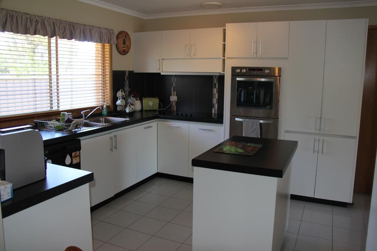 1 Ebden Street, HEATHCOTE VIC 3523, Heathcote - Thumbnail 4