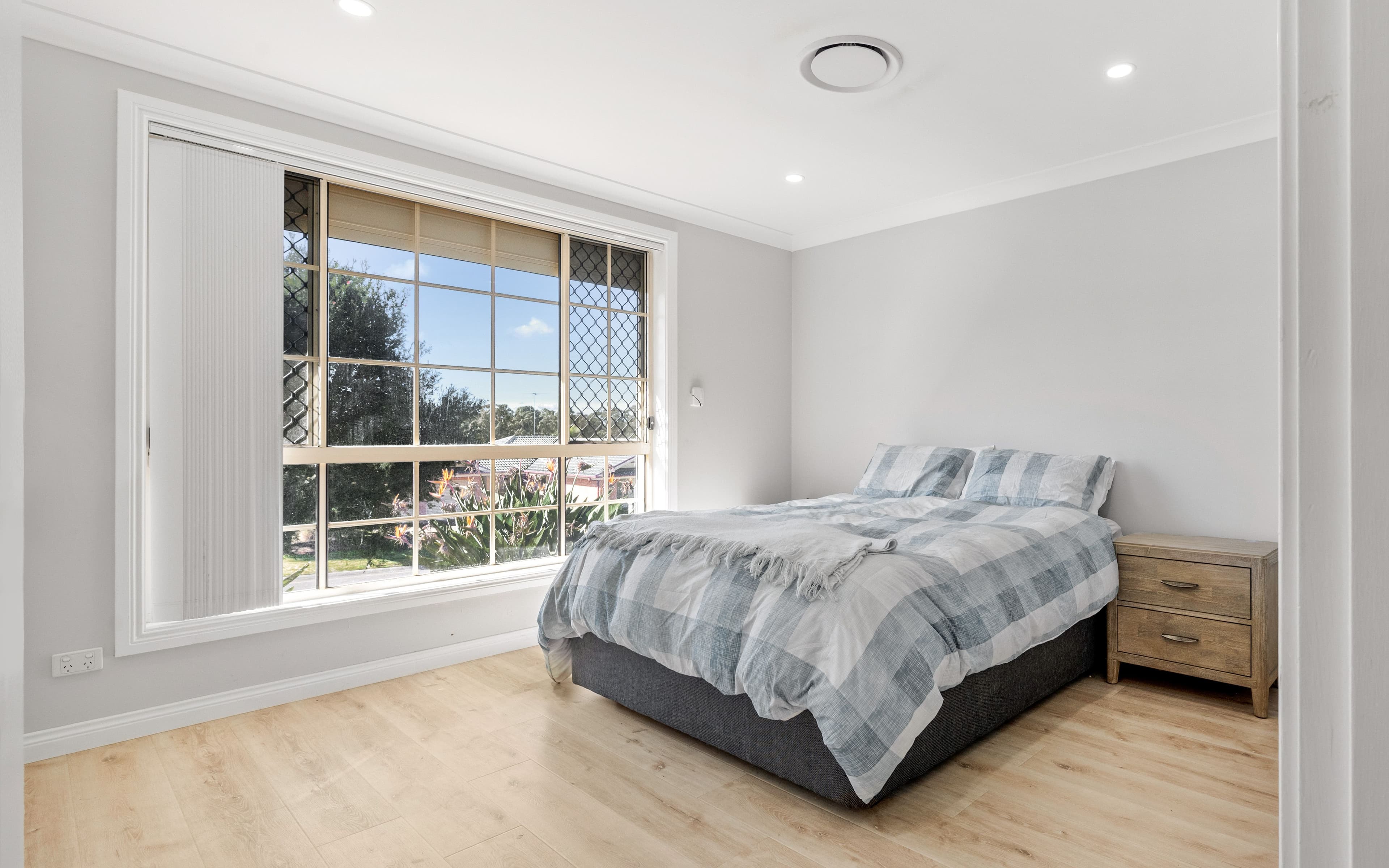 10 Staples Place, Glenmore Park NSW 2745, Glenmore Park - Thumbnail 6