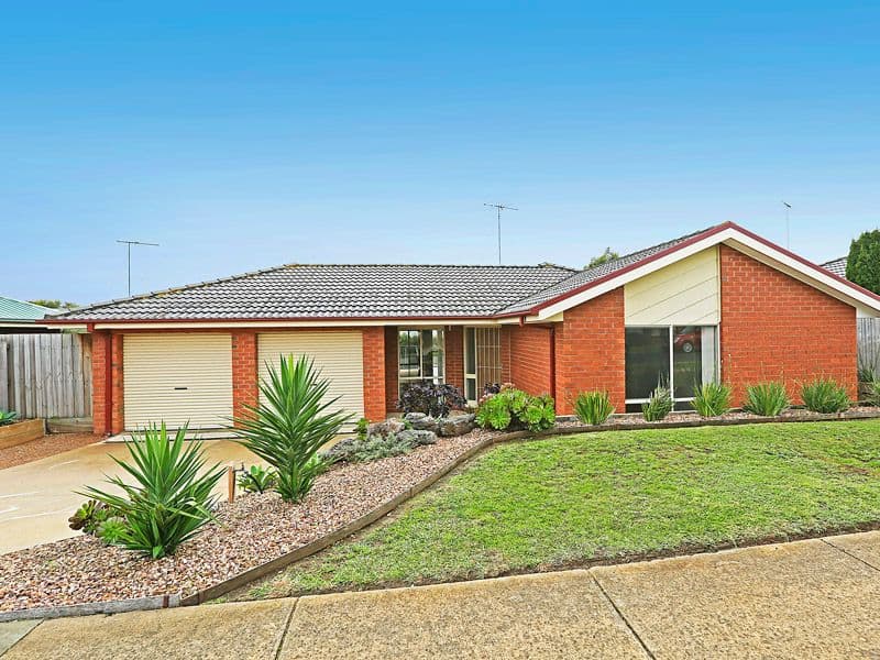 30 Shiraz Drive, WAURN PONDS VIC 3216, Waurn Ponds - Thumbnail 2