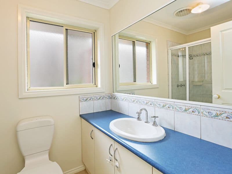 30 Shiraz Drive, WAURN PONDS VIC 3216, Waurn Ponds - Thumbnail 8