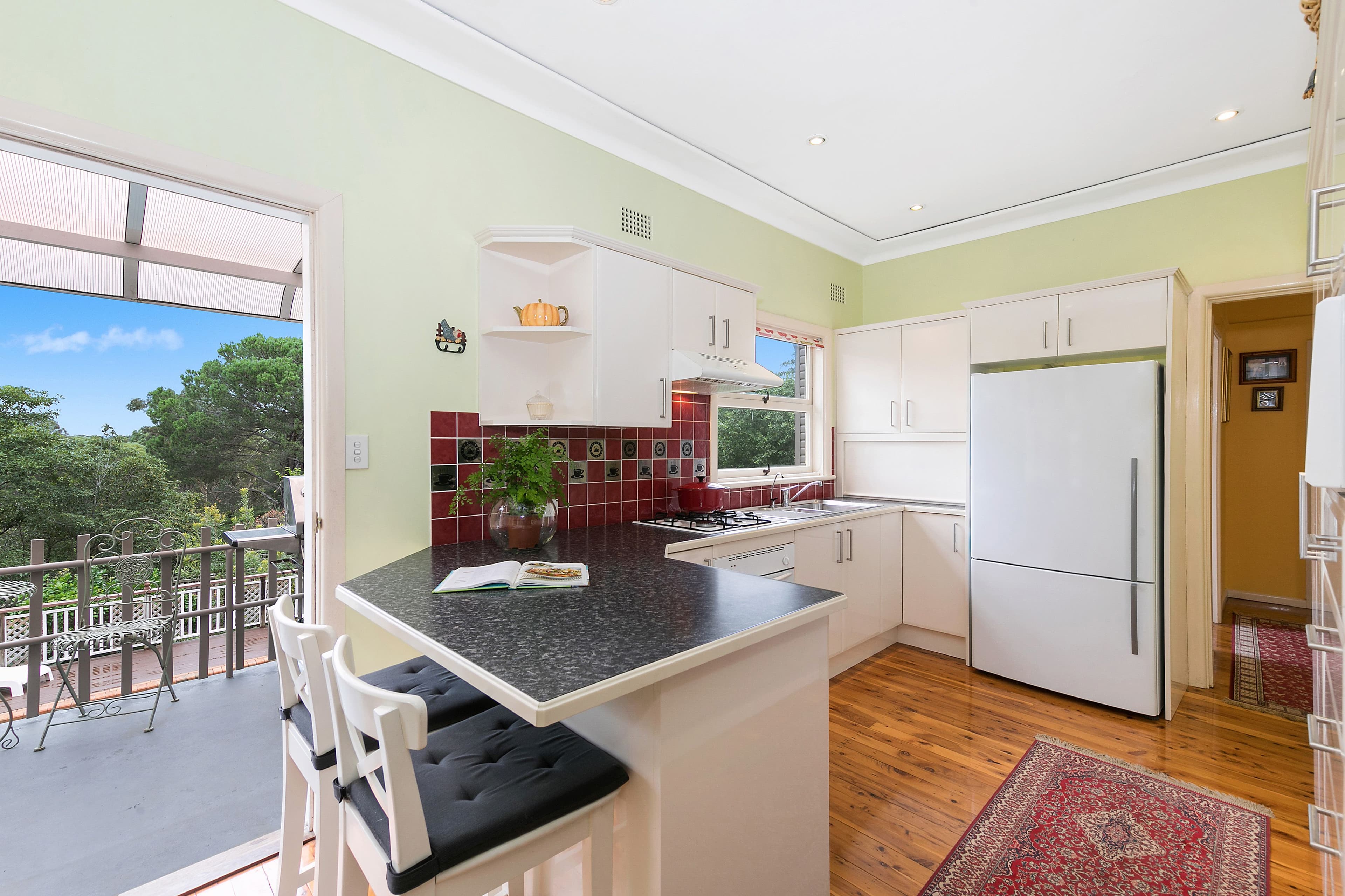 22 Bowen Avenue, Turramurra NSW 2074, Turramurra - Thumbnail 2