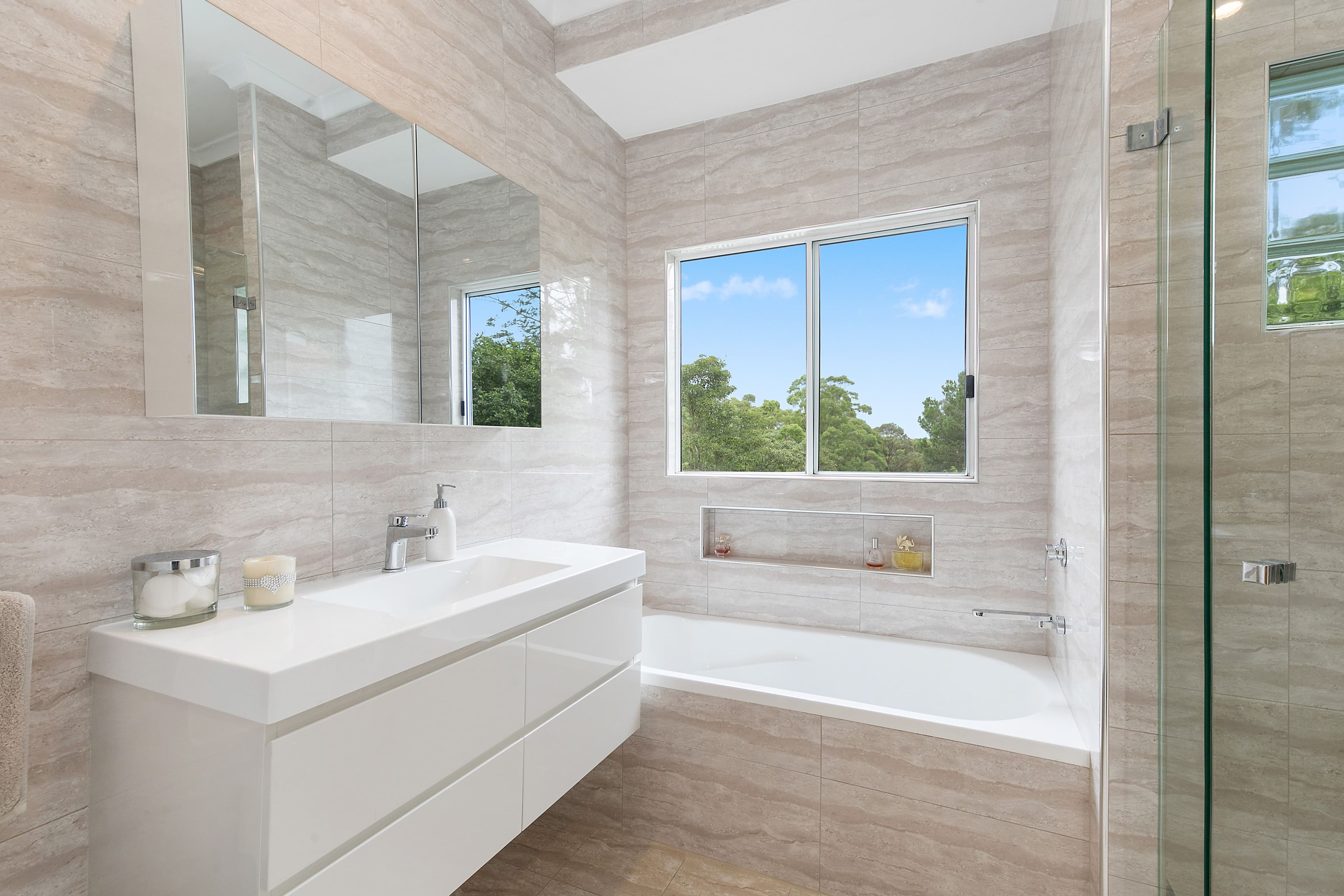 22 Bowen Avenue, Turramurra NSW 2074, Turramurra - Thumbnail 3
