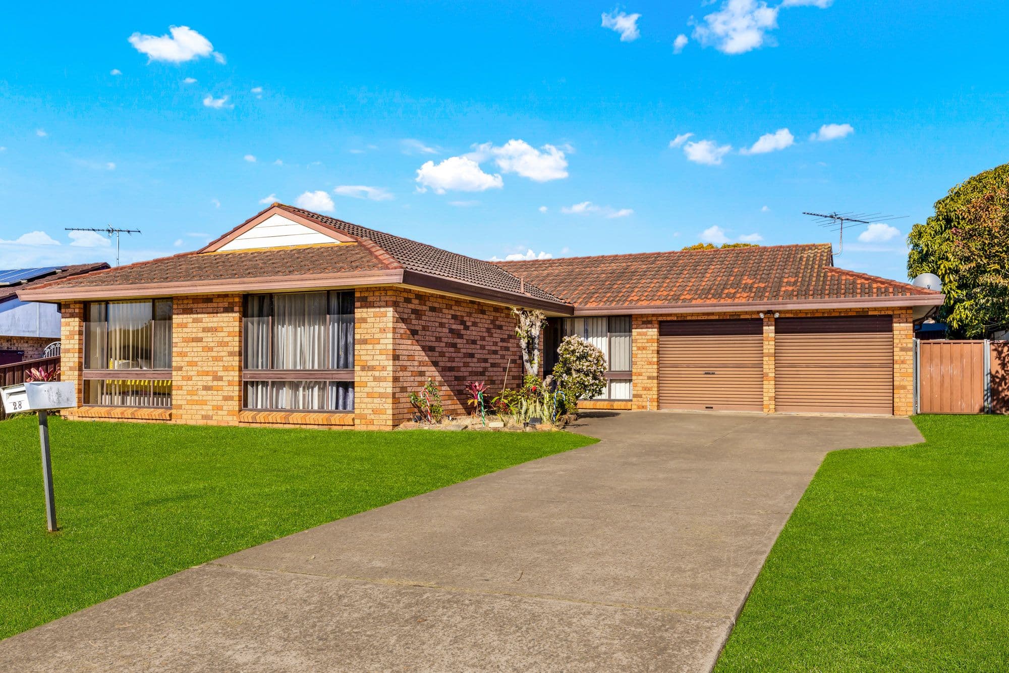 28 Fraser Street, Macquarie Fields NSW 2564, Macquarie Fields - Image 1