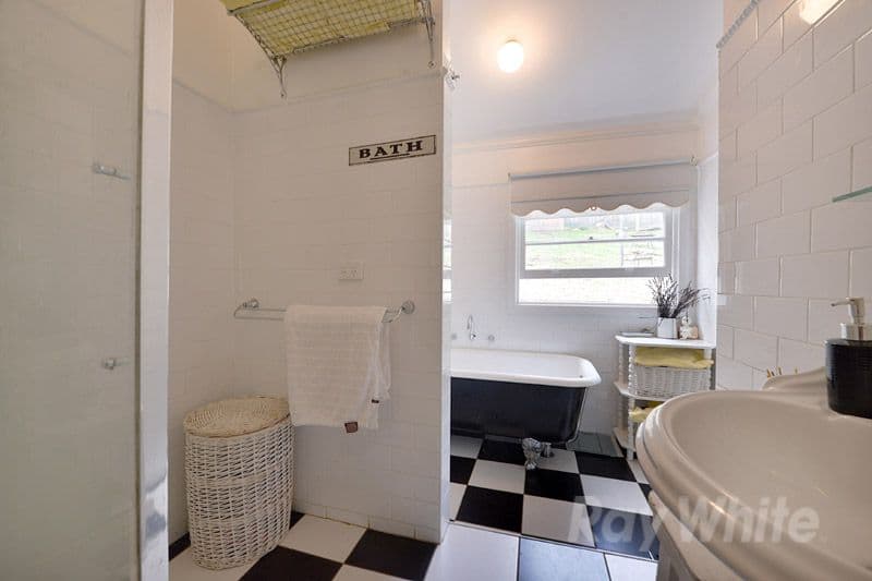 25 Old Belgrave Road, UPPER FERNTREE GULLY VIC 3156, Upper Ferntree Gully - Thumbnail 8