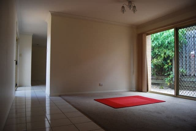 32 Rimu Crescent, FOREST LAKE QLD 4078, Forest Lake - Thumbnail 4