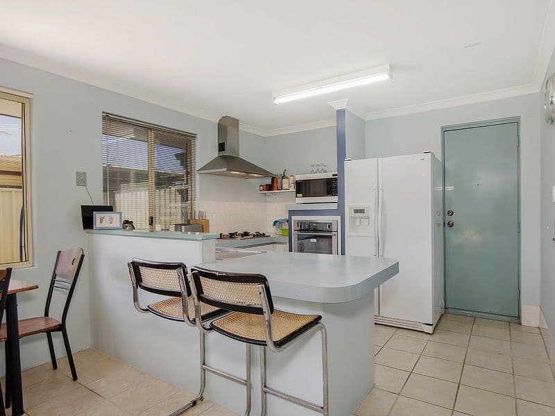 6 Maroon Place, Warnbro WA 6169, Warnbro - Thumbnail 7