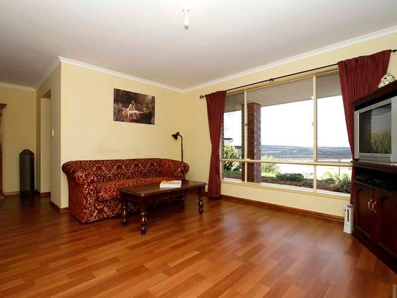 7 Naley Court, NOARLUNGA DOWNS SA 5168, Noarlunga Downs - Thumbnail 4