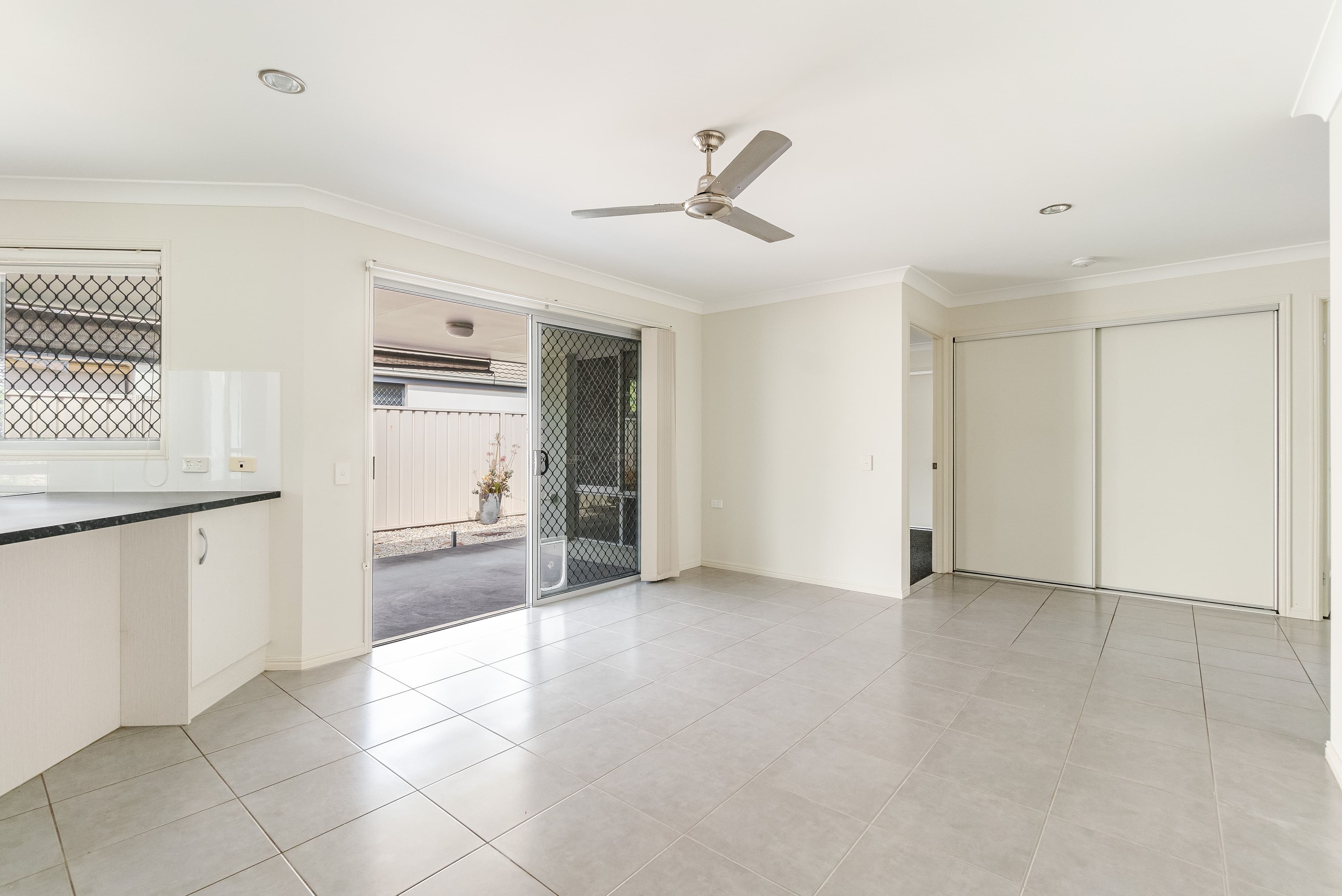 18/4 Somerset Place, Yamba NSW 2464, Yamba - Thumbnail 2