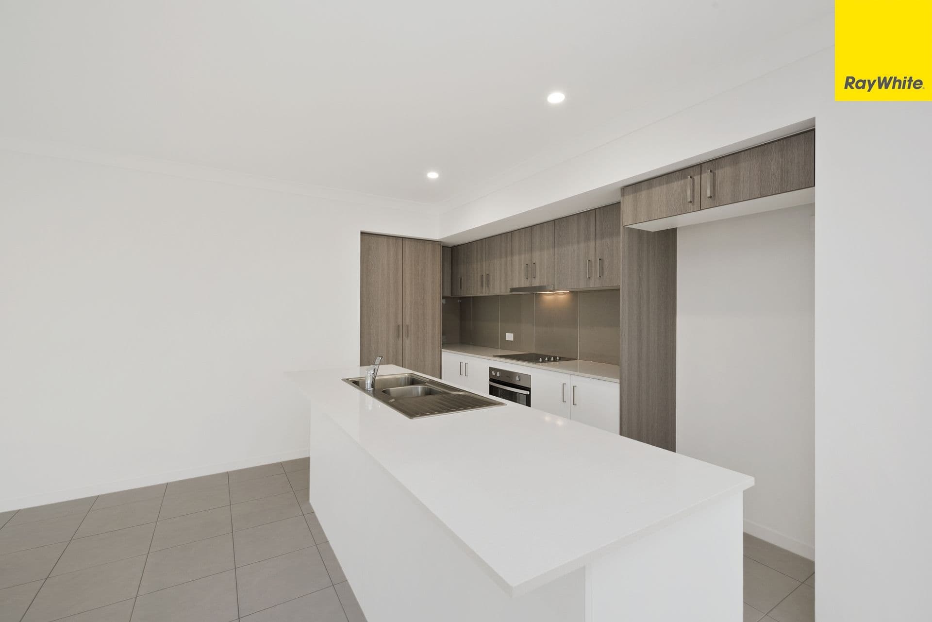 2 Cooloola Crescent, North Lakes QLD 4509, North Lakes - Thumbnail 4