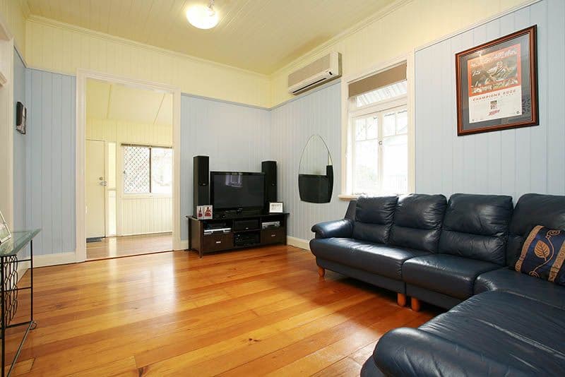 219 Riding Road, BALMORAL QLD 4171, Balmoral - Thumbnail 2