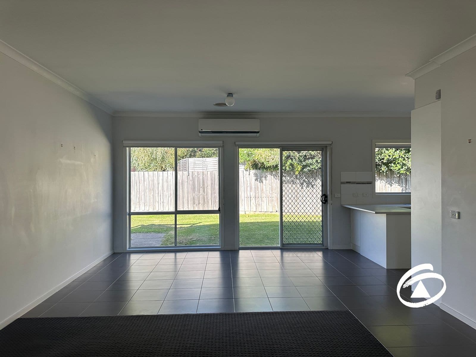 96 Cook Street, Drouin VIC 3818, Drouin - Thumbnail 3