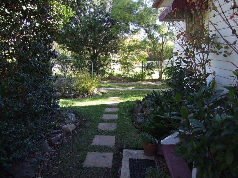 34 South Street, CROWS NEST QLD 4355, Crows Nest - Thumbnail 3