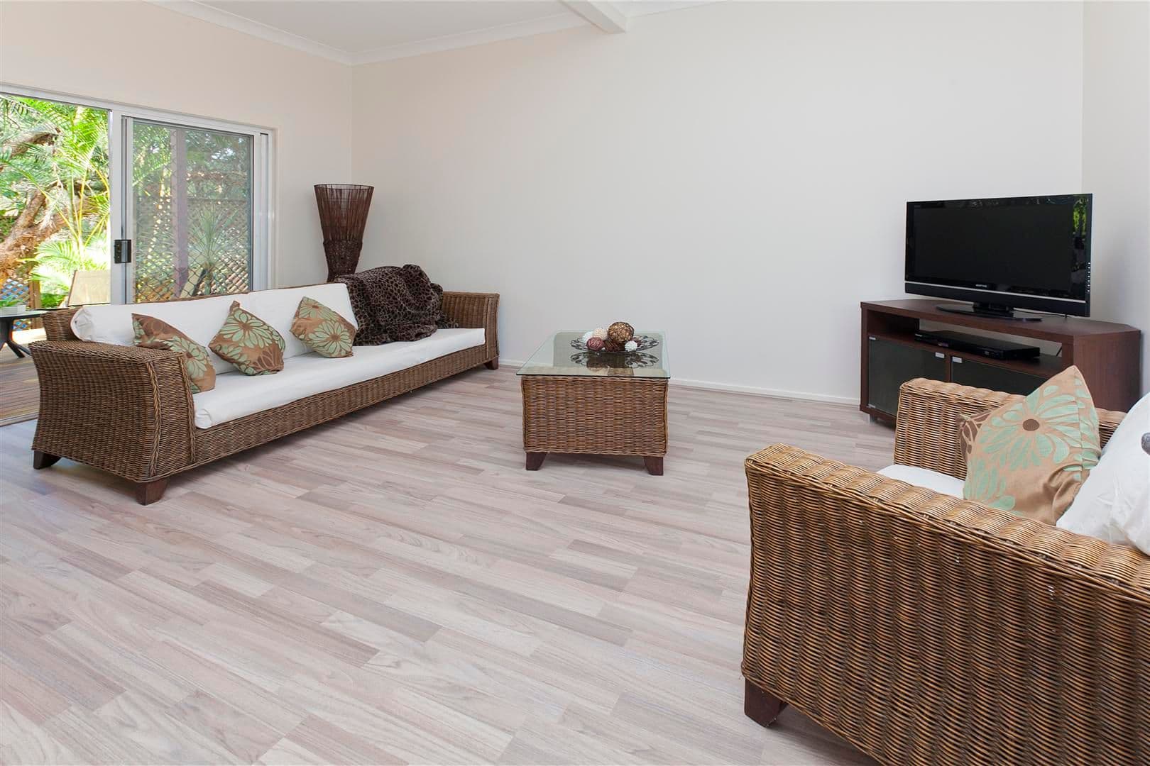 134 Cracknell Road, TARRAGINDI QLD 4121, Tarragindi - Thumbnail 2