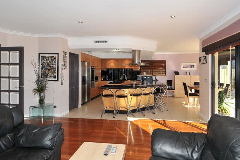 1  Fairsky Parade, WANNANUP WA 6210, Wannanup - Thumbnail 8