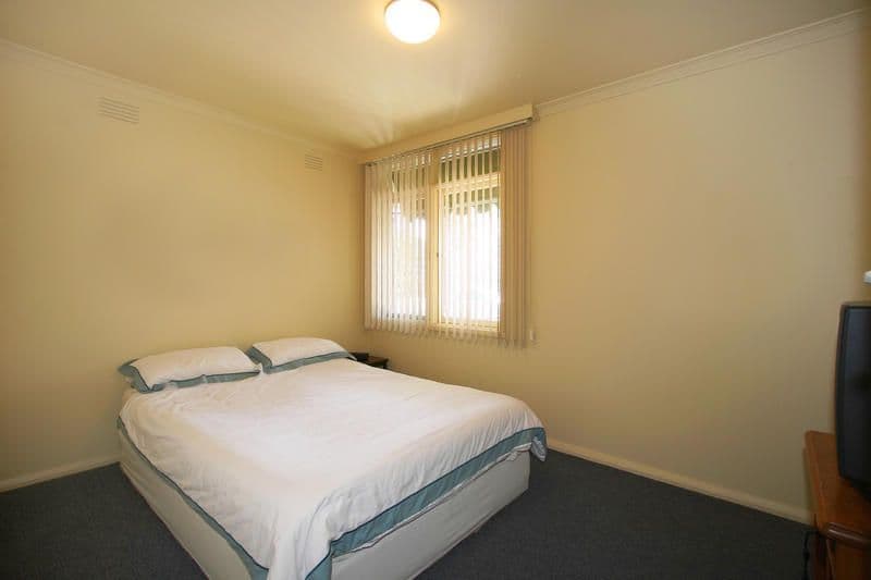 134  Charman Road, MENTONE VIC 3194, Mentone - Thumbnail 5