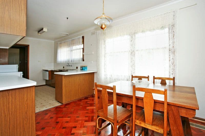 110 Heyers Road, GROVEDALE VIC 3216, Grovedale - Thumbnail 2