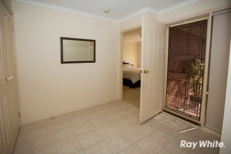 9 Hayes Court, PAKENHAM VIC 3810, Pakenham - Thumbnail 3