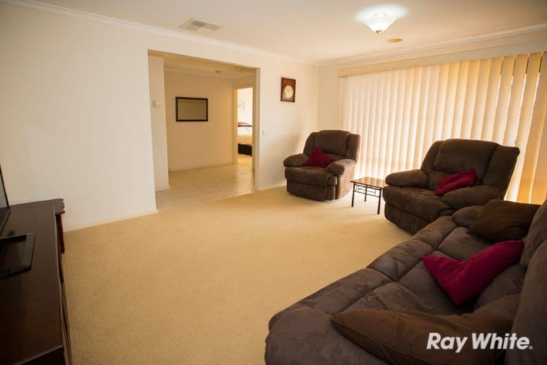 9 Hayes Court, PAKENHAM VIC 3810, Pakenham - Thumbnail 5
