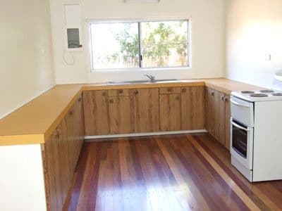 30 CLEMATIS Street, BLACKALL QLD 4472, Blackall - Thumbnail 2