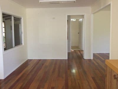30 CLEMATIS Street, BLACKALL QLD 4472, Blackall - Thumbnail 5