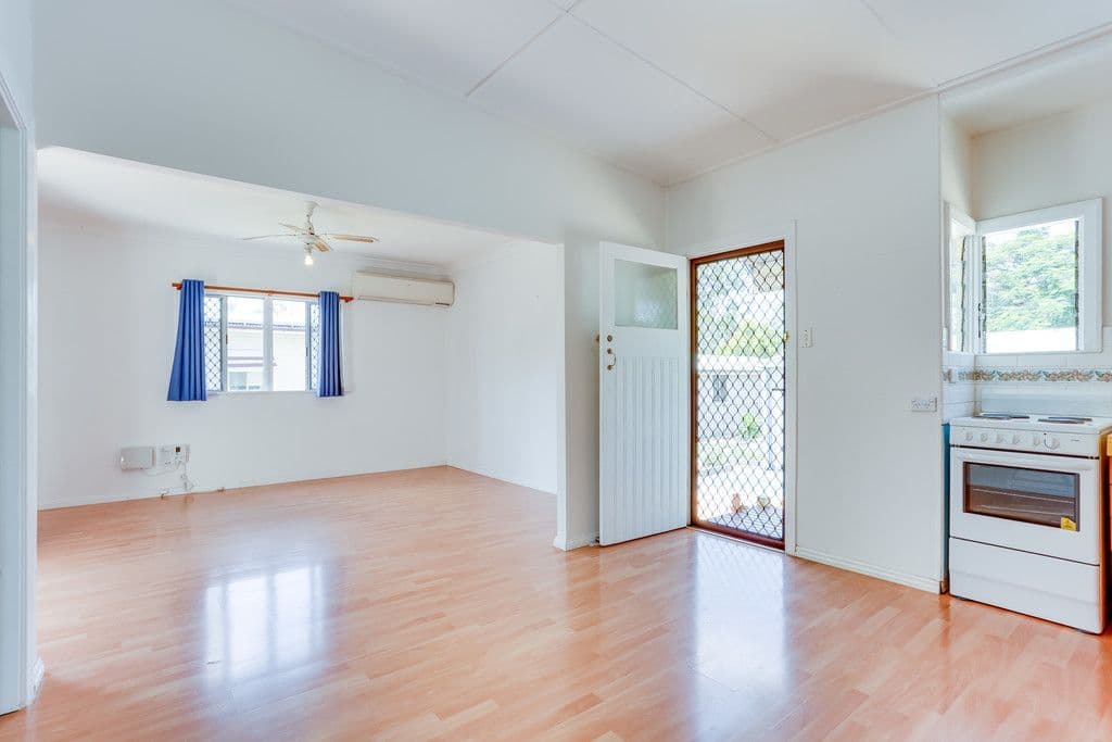 66 Smiths Road, Goodna QLD 4300, Goodna - Thumbnail 4