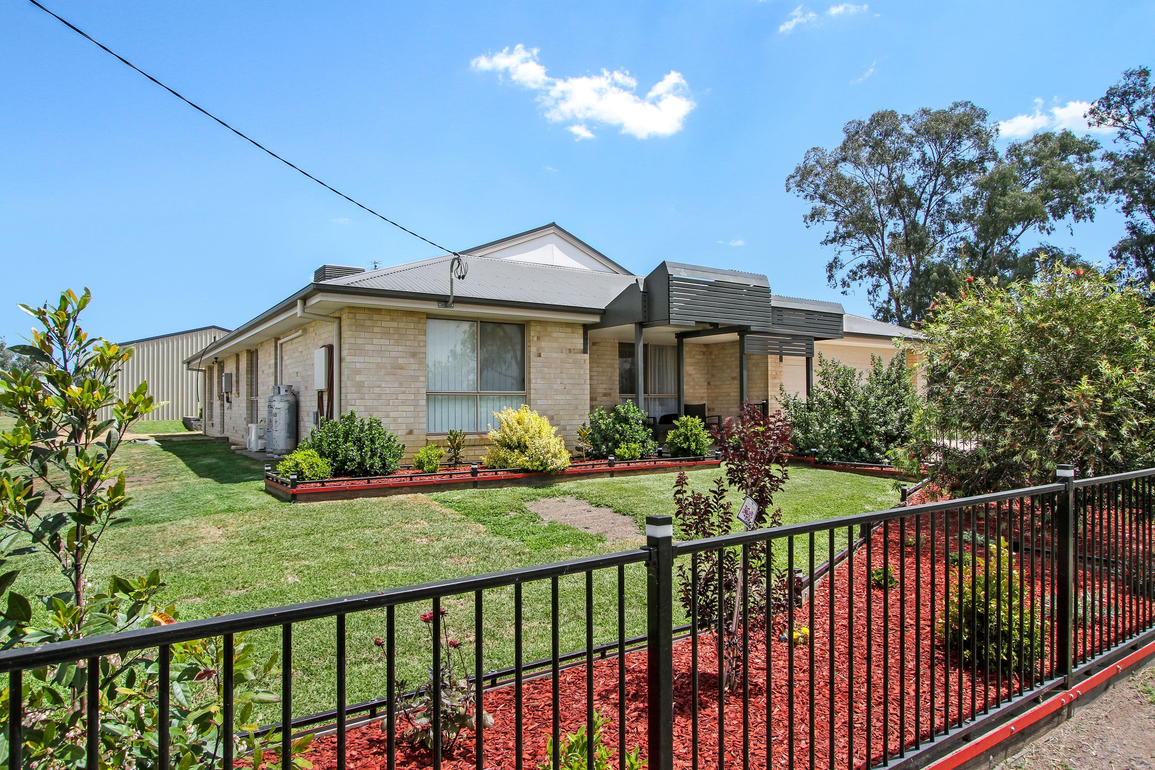 21 Spains Lane, Tamworth NSW 2340, Tamworth - Thumbnail 2