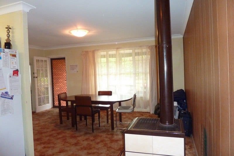 9 Waddell Crescent, HORNSBY HEIGHTS NSW 2077, Hornsby Heights - Thumbnail 2