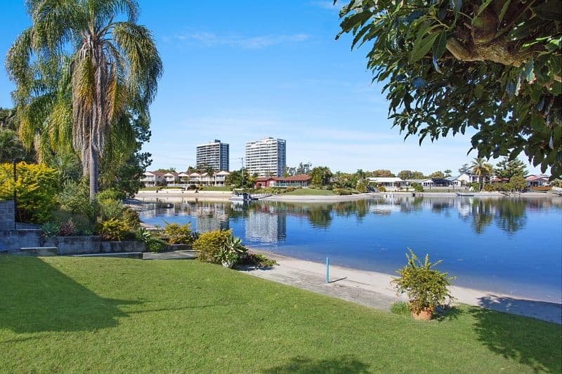 6 Alma Street, Broadbeach Waters QLD 4218, Broadbeach Waters - Thumbnail 4